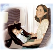 Flye Baby- travel seat for airplane, beach, restaurant
