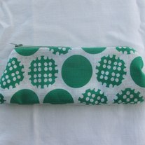 Double spot green pencil case