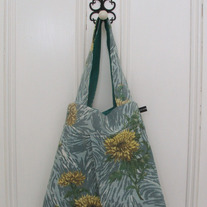 Vintage-barkcloth chrysathemum bag